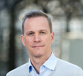 Prof. Dr. med. Peter J. Wild Prof. Dr. med. Peter J. Wild Ihr Ansprechpartner