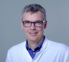 Dr. med. Martin Sebastian Dr. med. Martin Sebastian Ihr Ansprechpartner